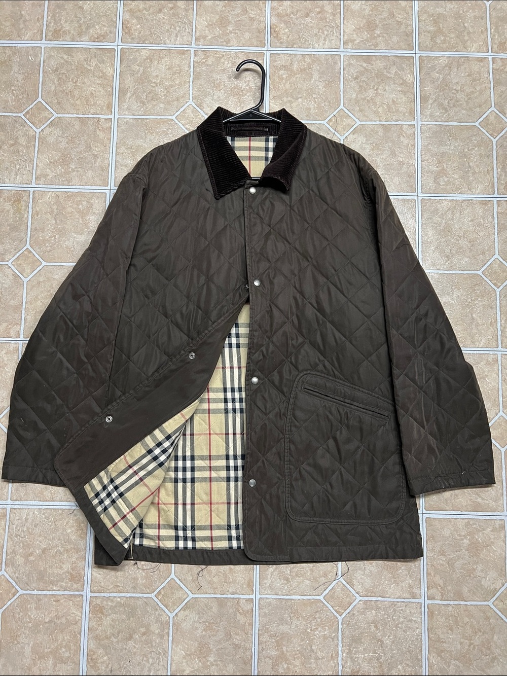 Burberry Men's Quilted Jacket with Plaid Lining - Brown